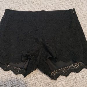 lace short